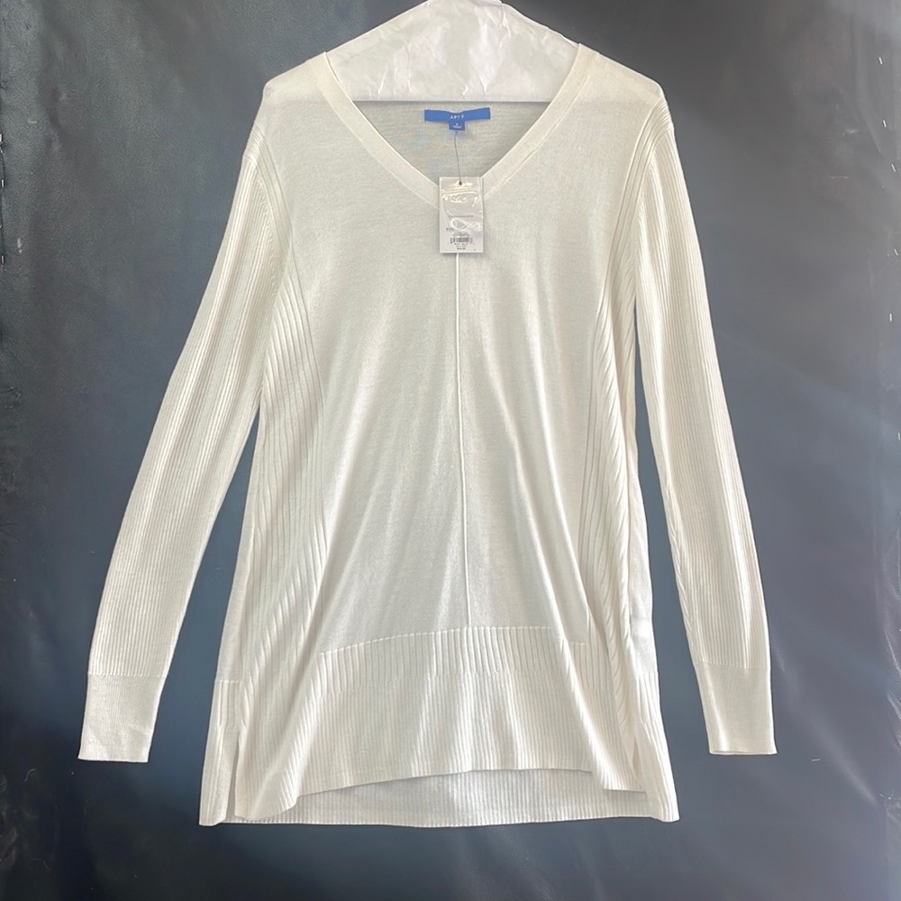 NWT APT. 9 Ivory Tusk Sweater!  Small
